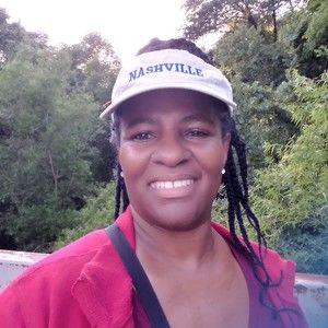 Meet your Posher, Ernestine